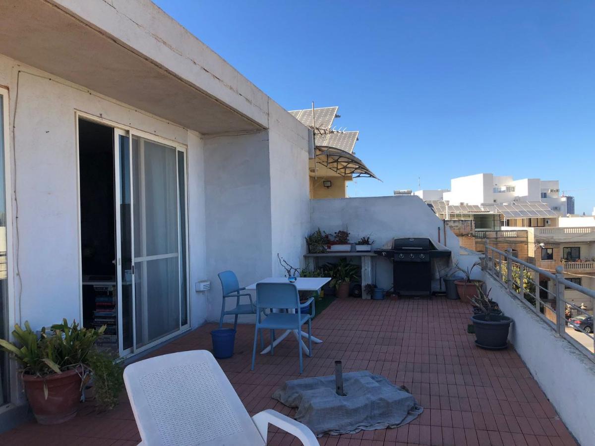 Penthouse In Kappara San Gwann Exterior photo