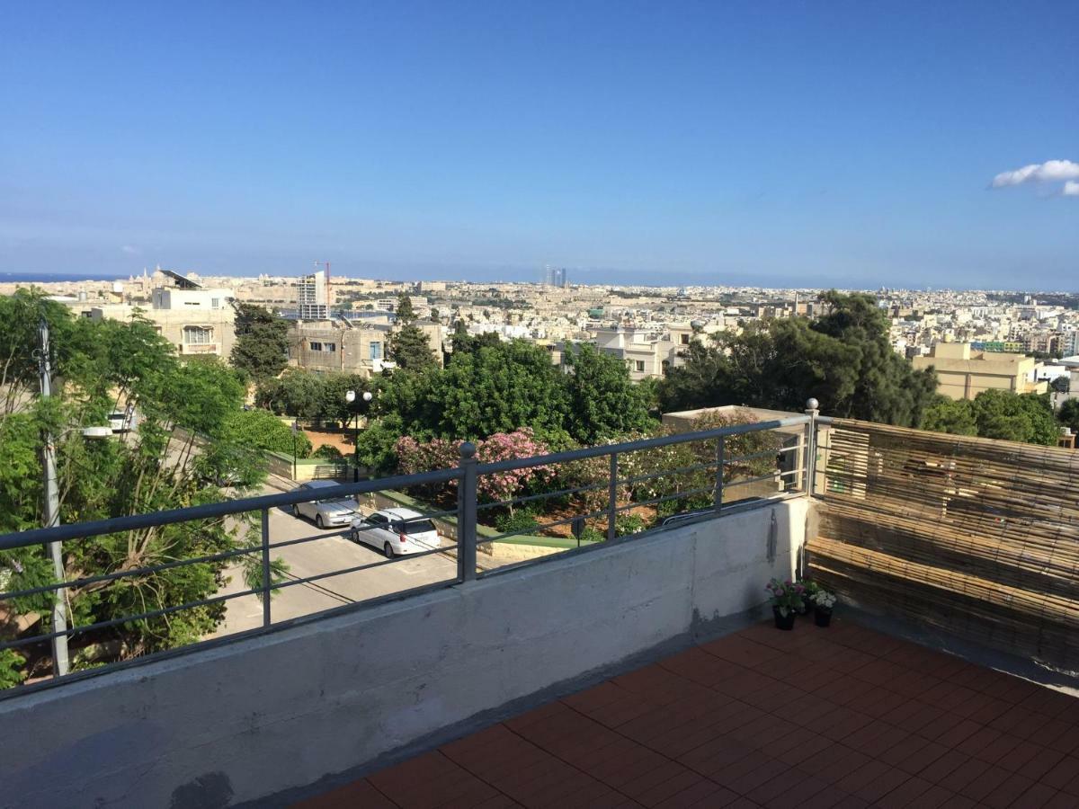 Penthouse In Kappara San Gwann Exterior photo
